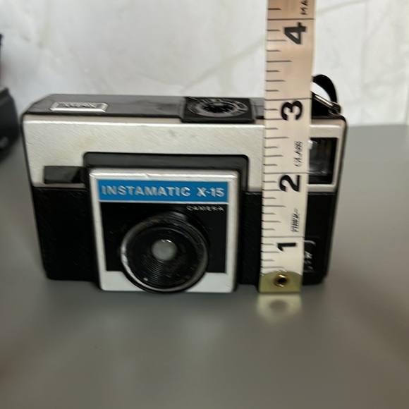 VINTAGE Kodak Instamatic X-15 Camera - Picture 8 of 14